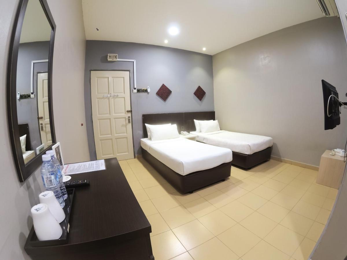 Jv Hotel @ Bandar Tasek Mutiara Simpang Ampat  Exterior photo