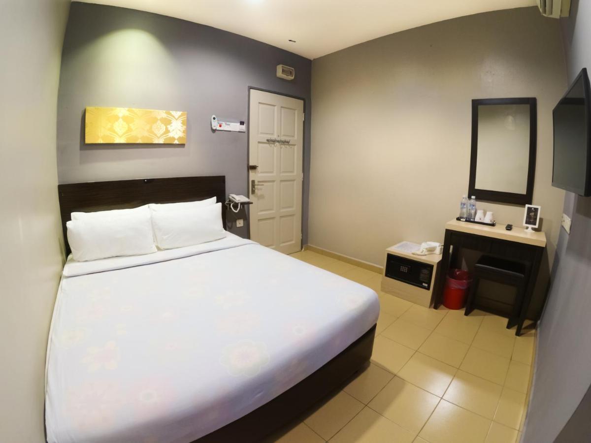 Jv Hotel @ Bandar Tasek Mutiara Simpang Ampat  Exterior photo